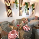 Brand New Luxury Citycenter With Free Parking Appartamento Marburgo