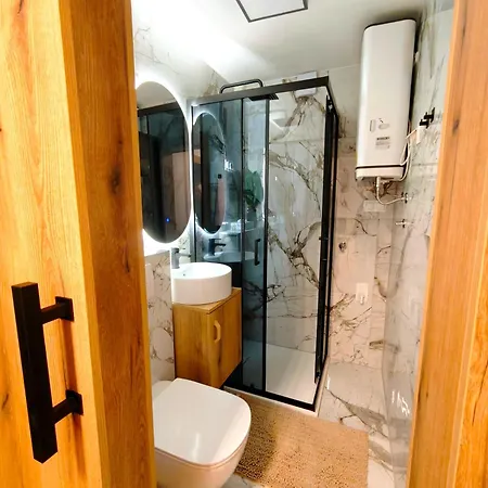 Brand New Luxury Citycenter With Free Parking Apartament *